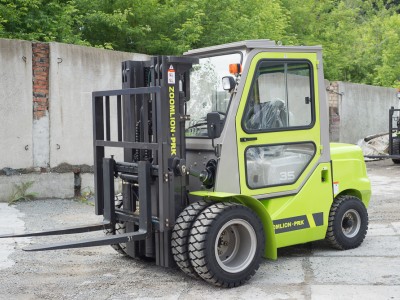 Вилочный погрузчик ZOOMLION FD35